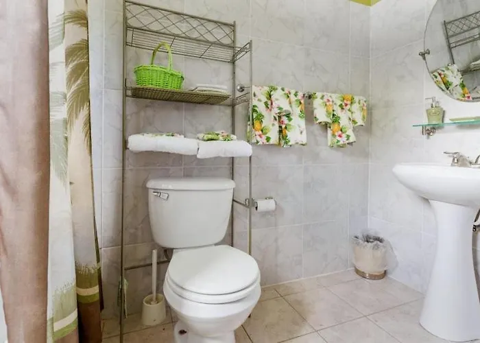 Villa Yanceylargoestate- 3 Bedroom Withmountain Views *