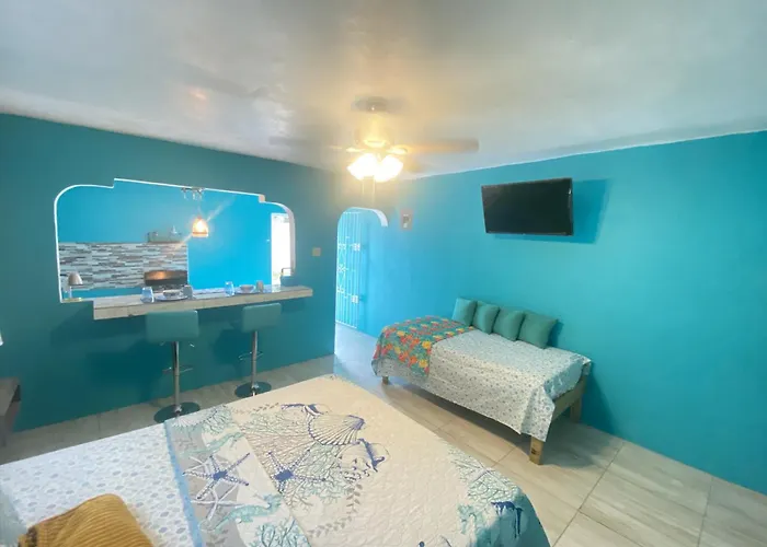 Yanceylargoestate- 3 Bedroom Withmountain Views * Montego Bay